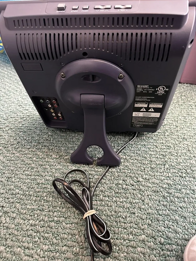 Sharp LC-13AV6U Image