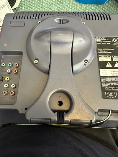Sharp LC-13AV6U Image