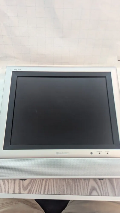 Sharp Aquos lc-13e1u Image