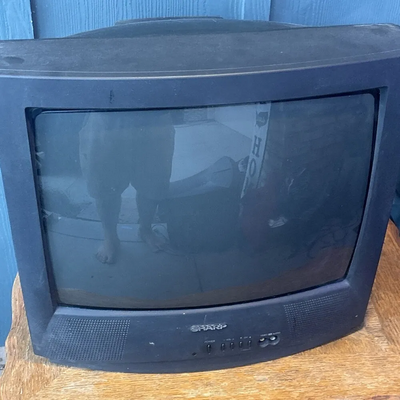 Sharp 19r-m100s Image