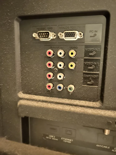 Sharp LC-60LE650U Image