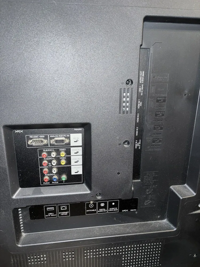 Sharp LC-60LE650U Image