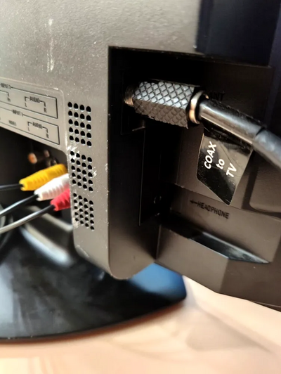 Sharp LC-15AV7U Image