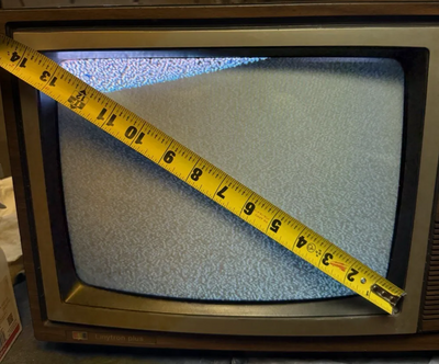 Sharp 13E25 Image