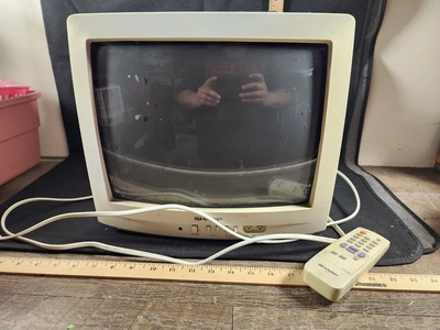 Sharp 13NV10 Image