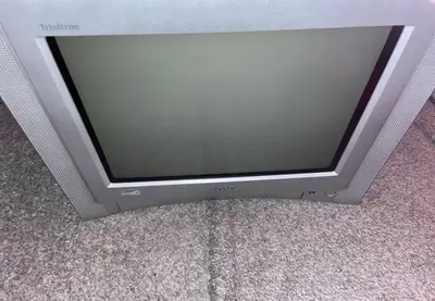 Sony Trinitron kv-13fs100 Image