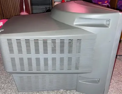 Sony Trinitron kv-13fs100 Image