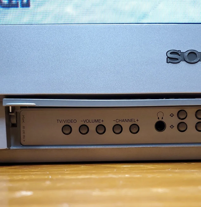 Sony KV-20FS120 Image