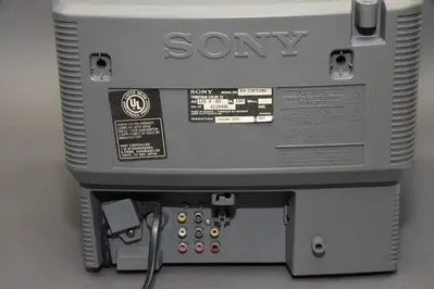 Sony KV-13FS100 Image