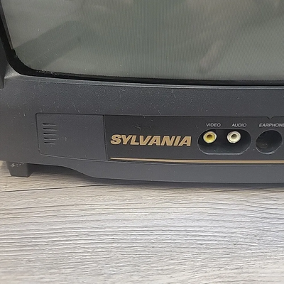 SYLVANIA SRT2113 Image