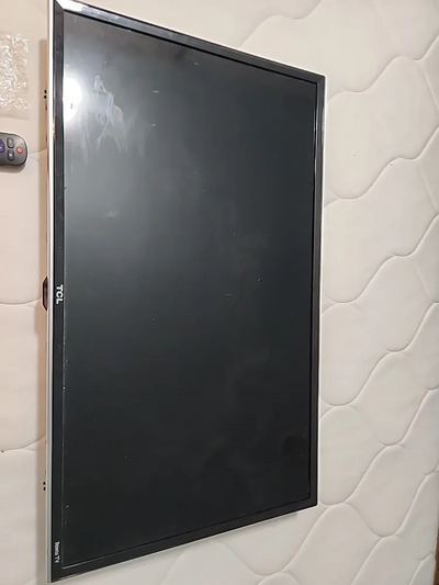 TCL 32s3800 Image