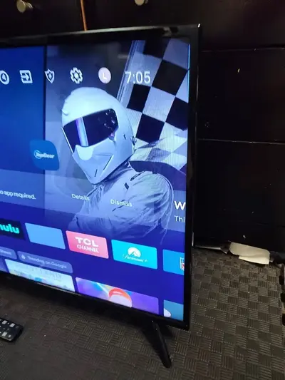 TCL 40s330 Image