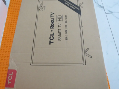 TCL 32S335 Image