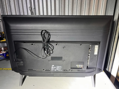 TCL S331 Image