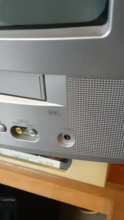 Toshiba MV13Q41 Image