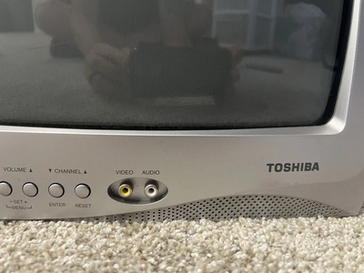 Toshiba 13A24 Image