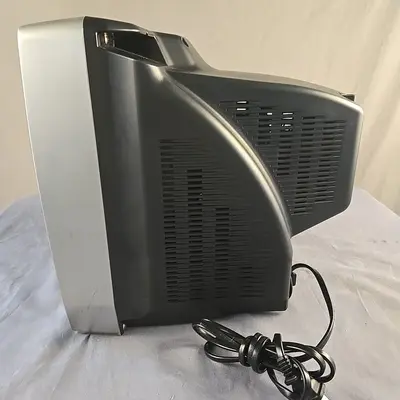 Toshiba 13A24 Image
