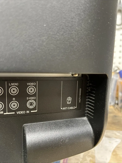 Toshiba 19AV500U Image