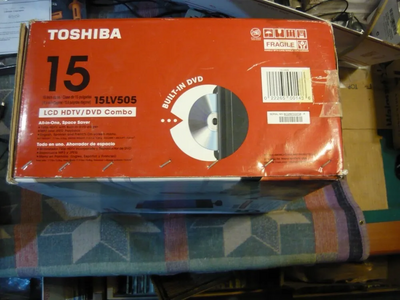 Toshiba 15LV505 Image