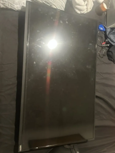 VIZIO V-series v705-h13 Image