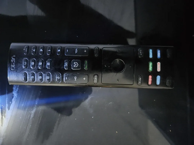 VIZIO 32" SMART TV, D32F-G1 Image