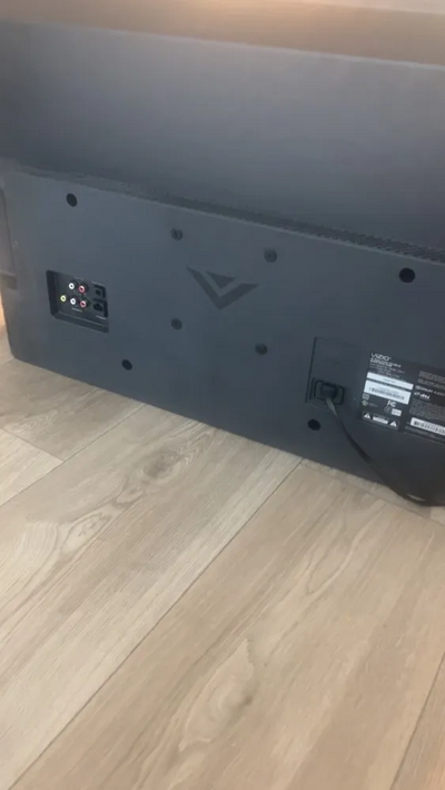 VIZIO 32" SMART TV, D32F-G1 Image