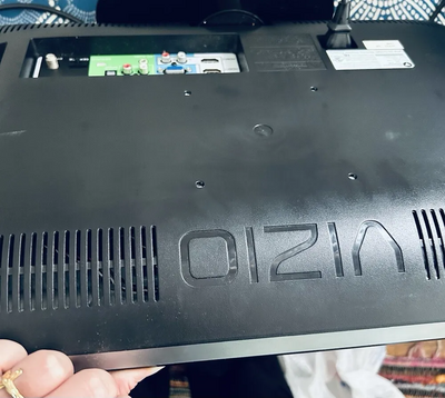 VIZIO Vo320e Image