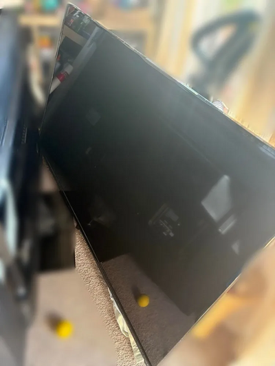 VIZIO E700i-B3 Image