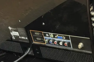 VIZIO Razor m220va Image