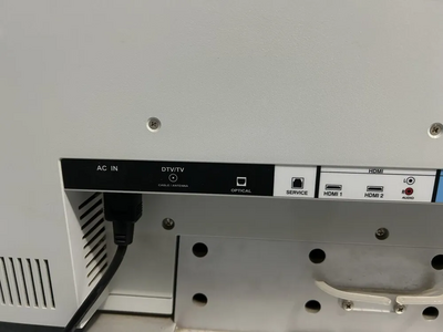 VIZIO V-series v405-h19 Image