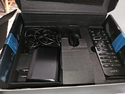 VIZIO VMB070 Image