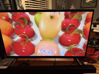 VIZIO D-Series 40 in Smart TV, D-Series 40" Smart TV Image