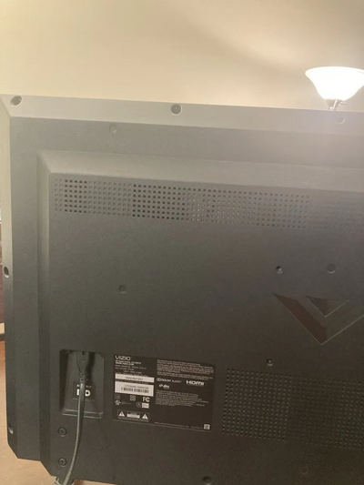 VIZIO Model D32HN-E1 Image