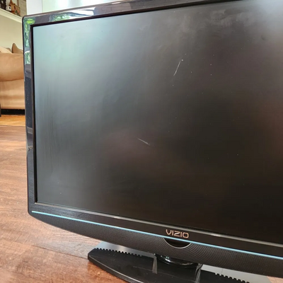 VIZIO Model D32HN-E1 Image