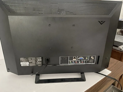 VIZIO E241I-B1 Image