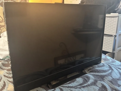 VIZIO E241I-B1 Image