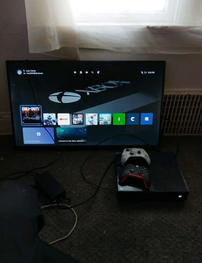 VIZIO E-series e43-c2 Image