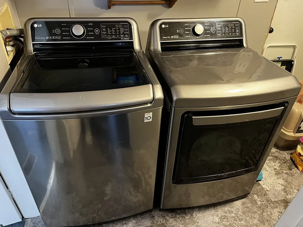LG Wt7300cv washer d7301ve gas dryer image