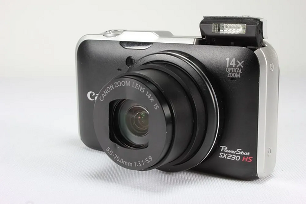 Canon PowerShot SX230 HS image