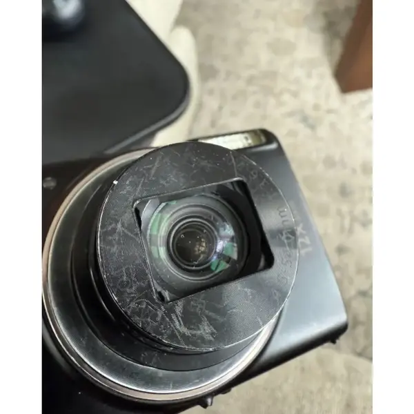 Canon 285 HS image