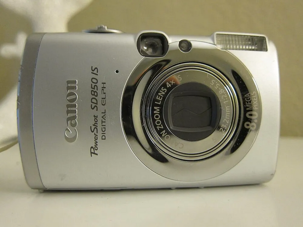 Canon PowerShot SD850 IS image