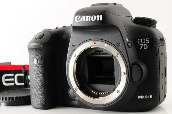 Canon Eos 7d mark ii image