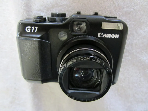 Canon PowerShot G11 image