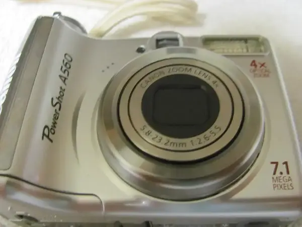 Canon PowerShot A560 image