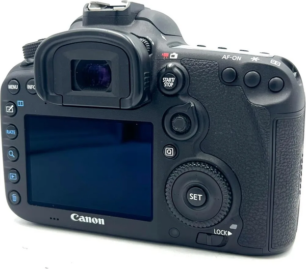 Canon EOS 7D Mark II image