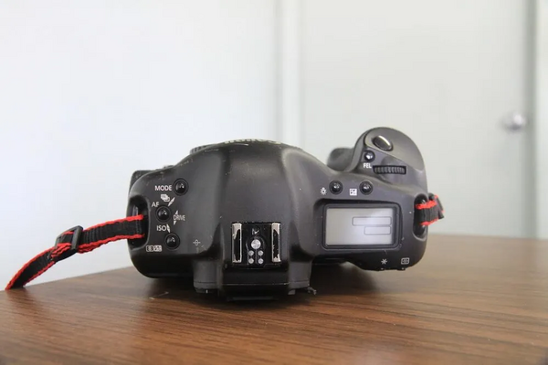 Canon EOS-1D X Mark II image