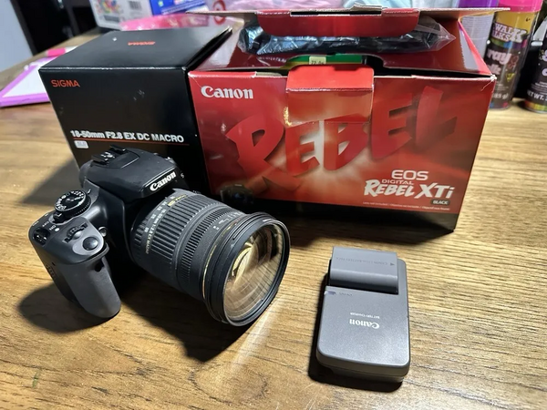 Canon Digital Rebel XTi image