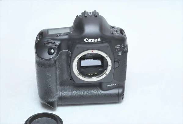 Canon 1D Mark II image