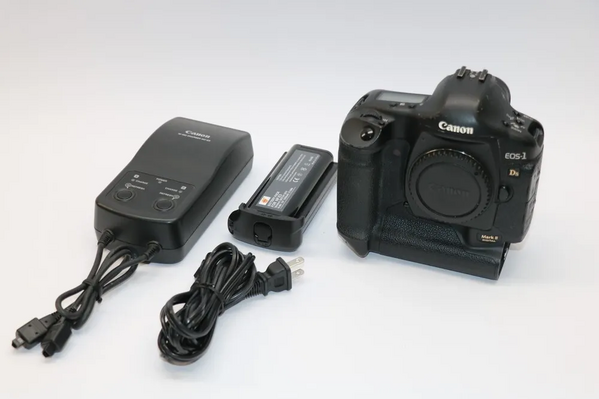 Canon 1Ds Mark II image