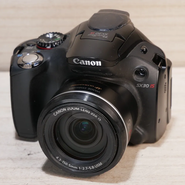 Canon SX30 IS image